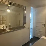 Luxury 4 Bedroom With Jacuzzi & Large Garden بلايا ذي لاس أميريكاس